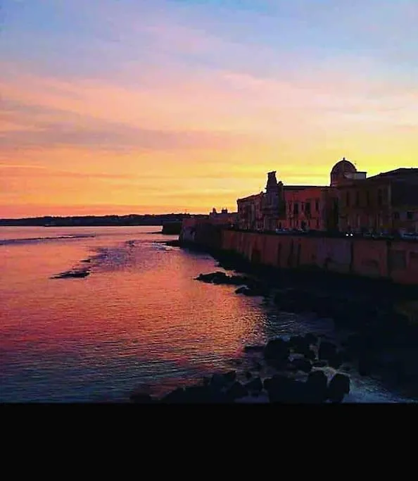 Casa Vacanze Medea Syracuse Apartment